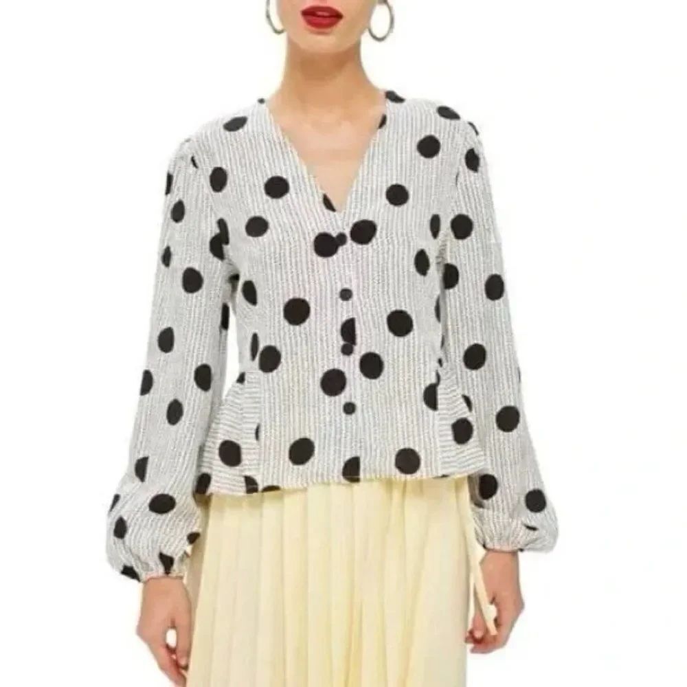 Topshop Polka Dot Peplum Blouse - size 6 in Black/White
